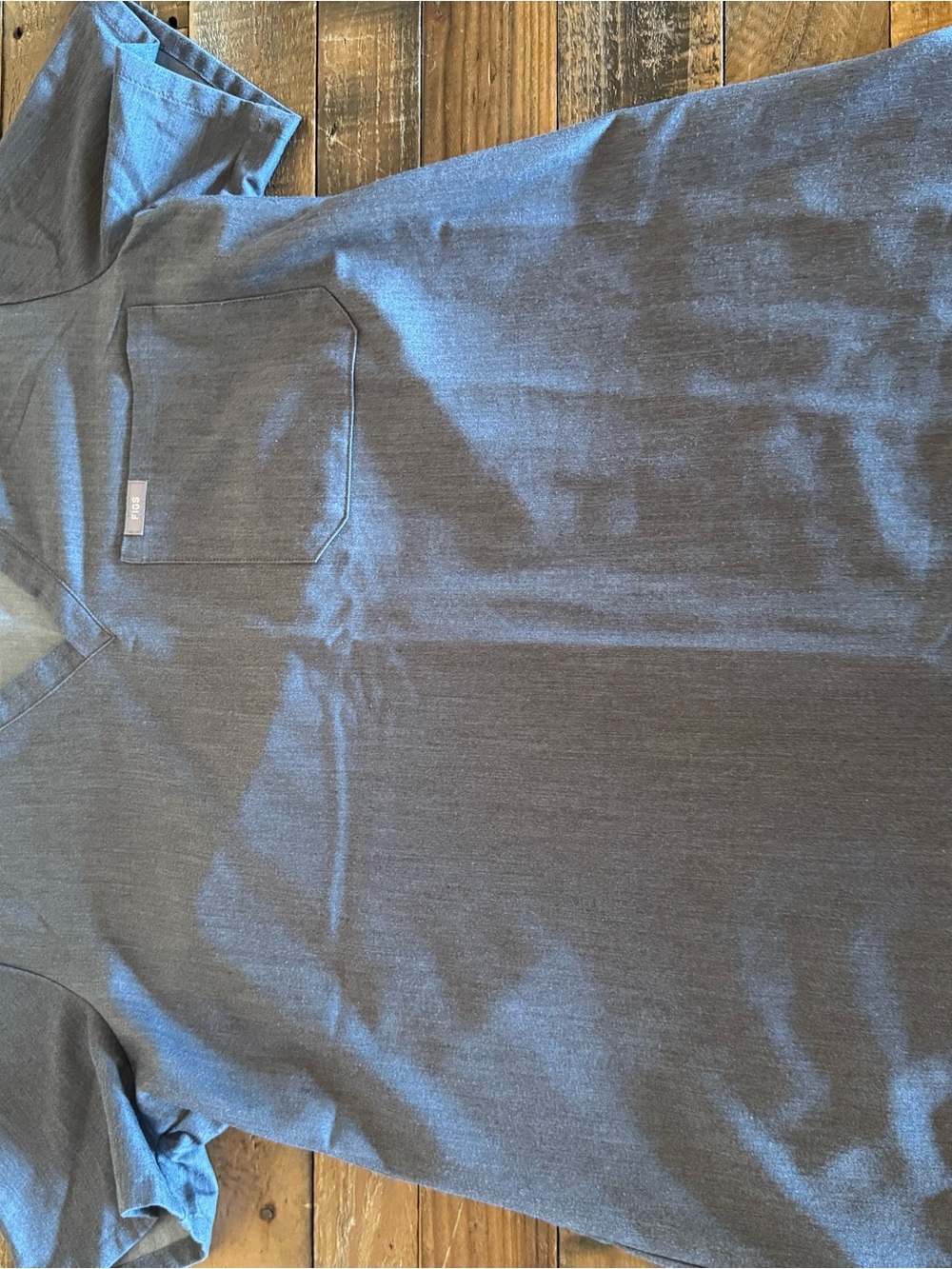 Figs Women's Short Sleeve Pocket Tee - Charcoal Gray